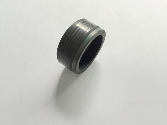 ลูกสูบแบบแถบ PTFE แบบกำหนดเอง 375 ℃อุณหภูมิการเผาสำหรับโช้คหลังรถยนต์