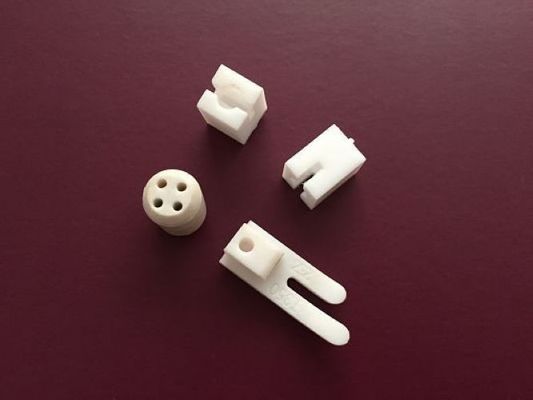 ชิ้นส่วนฉีดขึ้นรูป PTFE 2.4g / cm3